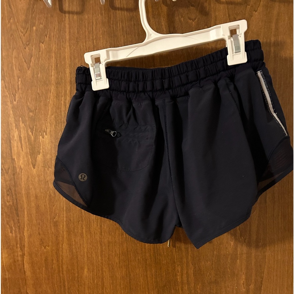 Lululemon shorts, size small